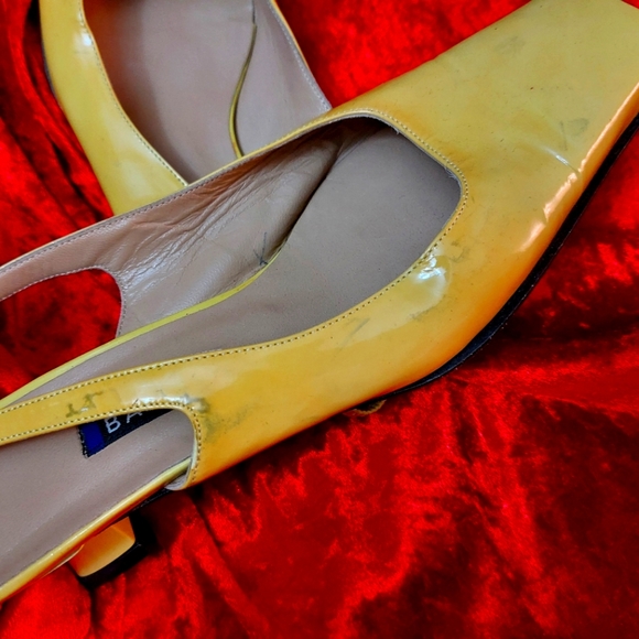Vintage Shoes Women's by BALLY 37 EU 6 1/2 US Size Yellow Real Patent Leather π - Picture 14 of 16